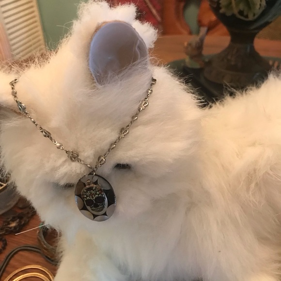 Kool skull necklace go anywhere - Picture 7 of 7